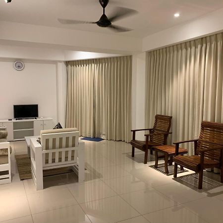 Nilaveli Beach Apartment Sri Lanka Exteriör bild